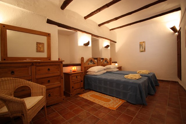 Rural Spanish property for sale Andalucia Spain Ref: v1513