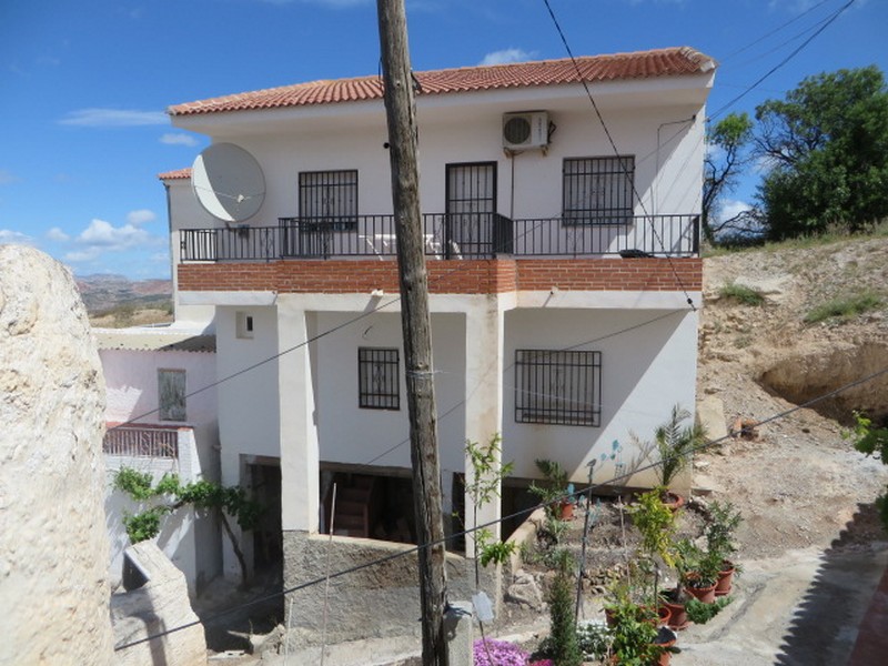 Inland Spanish property for sale rural Andalucia Spain caves cortijos
