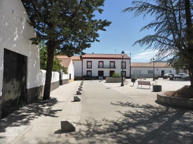 v1763 Baul, Granada