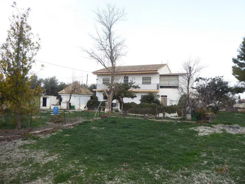 v2816 Baza, Granada