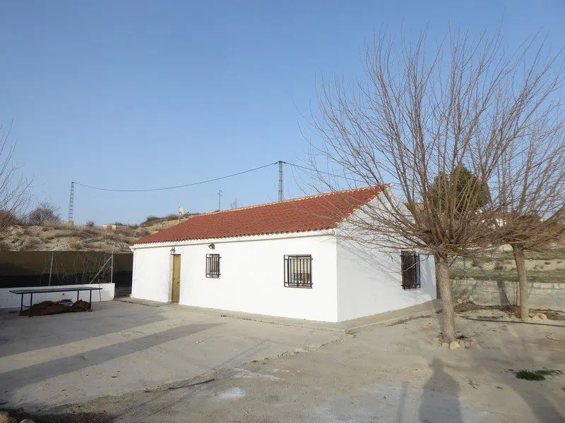 v2820 Baza, Granada