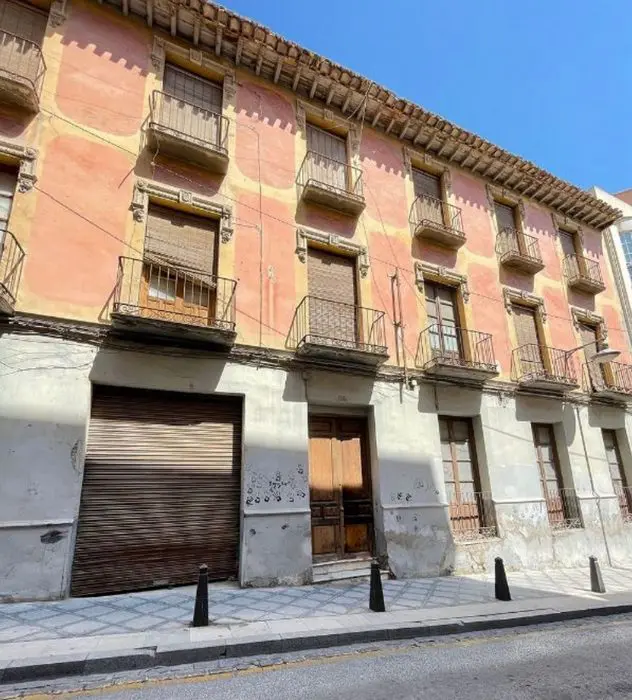 v2932 Baza, Granada