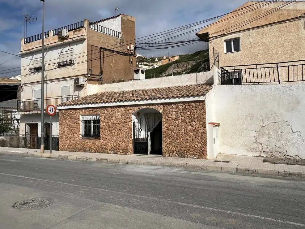 V3145 Zujar, Granada