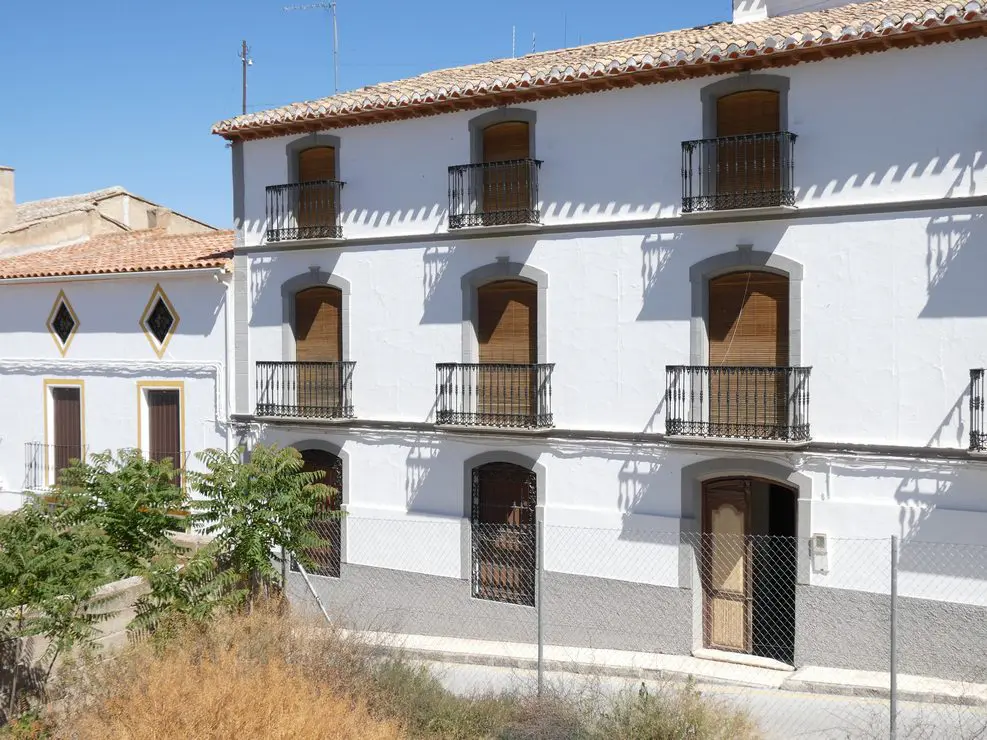 v3158 Benamaurel, Granada