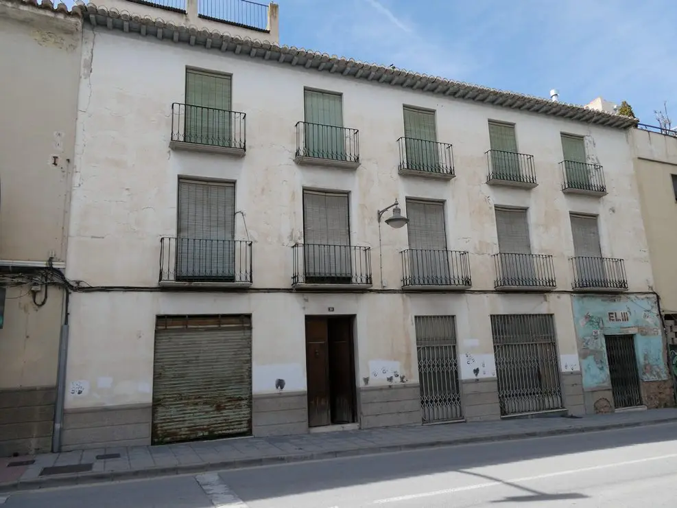V3162 Baza, Granada