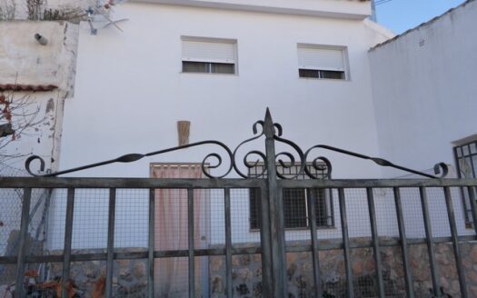 v1843 Freila, Granada