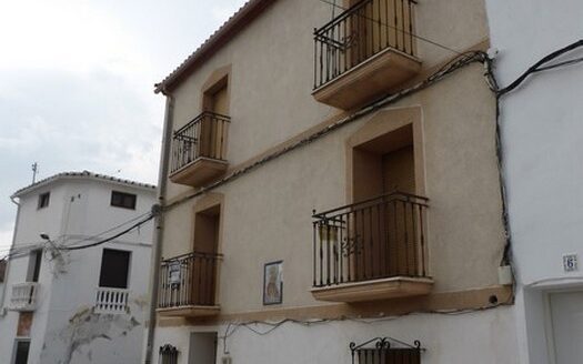 v2321 Benamaurel, Granada