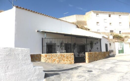 v2335 Cuevas Del Campo, Granada