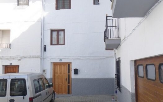 v2636 Baza, Granada