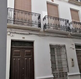 v2658 Baza, Granada