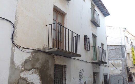 v2665 Baza, Granada
