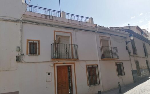v2953 Baza, Granada