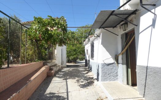 v3013 Baza, Granada